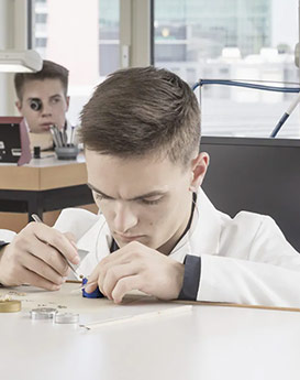 凯罗尔·切尔西-理查米尔手表官网旗舰店